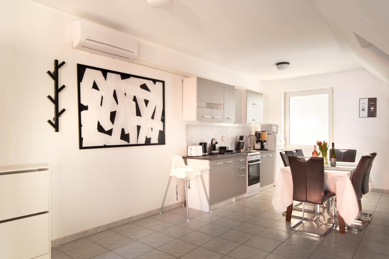 Grand Apartmanhaz Gyenesdiás المظهر الخارجي الصورة