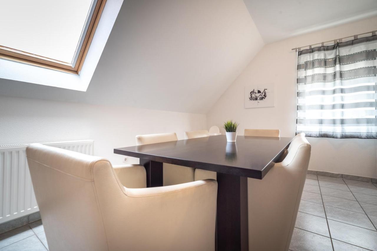 Grand Apartmanhaz Gyenesdiás المظهر الخارجي الصورة