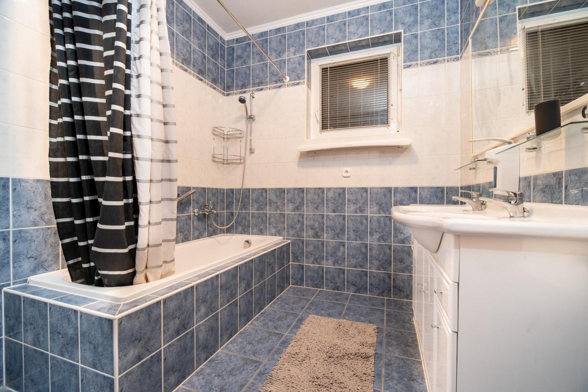 Grand Apartmanhaz Gyenesdiás المظهر الخارجي الصورة